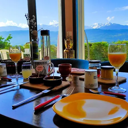 Le Belvedere : Et Table D'hotes 4* Montmélian