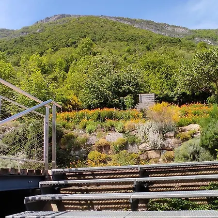 Le Belvédère : Et Table D'hôtes